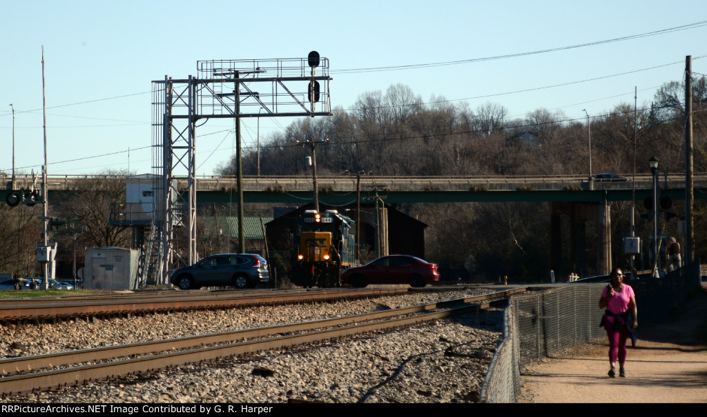 L20505, just a lite unit right now, waits at Washington St. for the gates to go down.